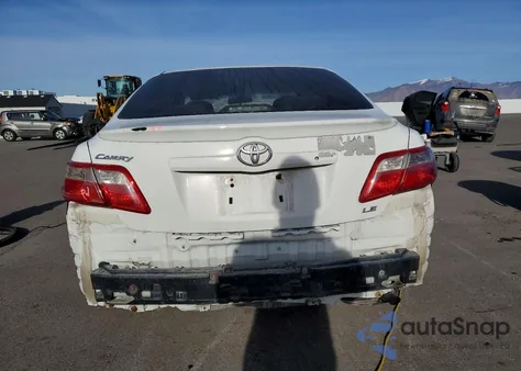 2007 Toyota Camry Ce z USA, uszkodzony, nr VIN 4T1BE46K67U700596